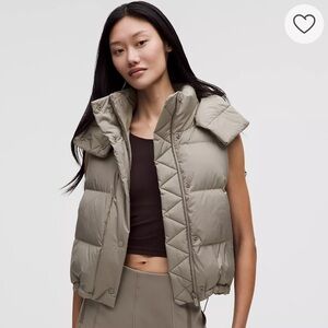 NWT 🏷️ Wunder Puff 600-Down-Fill Cropped Vest Size 2